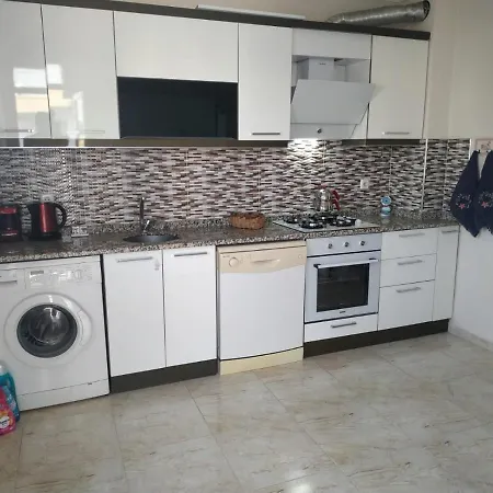 Lägenhet Ueniversite Boelgesinde Denize Yakin Daire Antalya