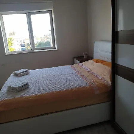 Lägenhet Ueniversite Boelgesinde Denize Yakin Daire Antalya
